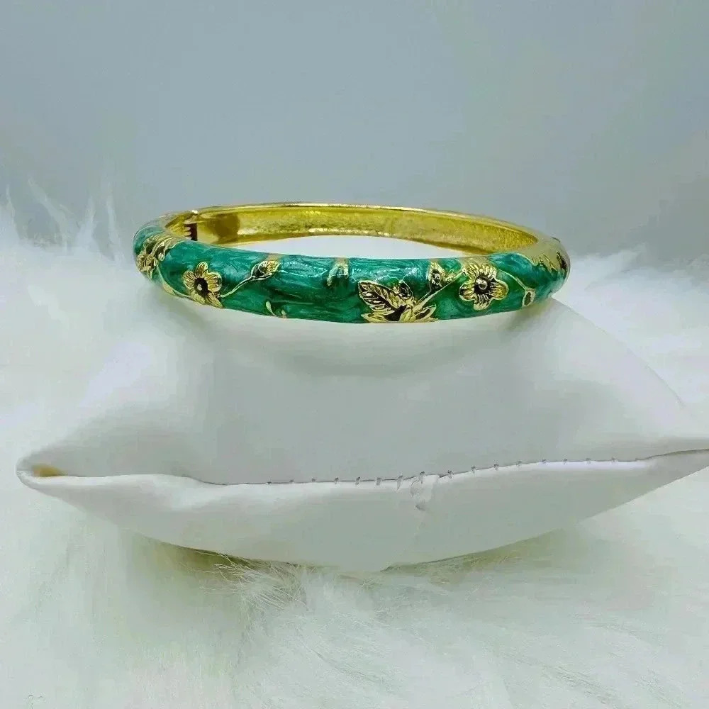 Green Flower Enamel Cloisonne Bracelet Bangle